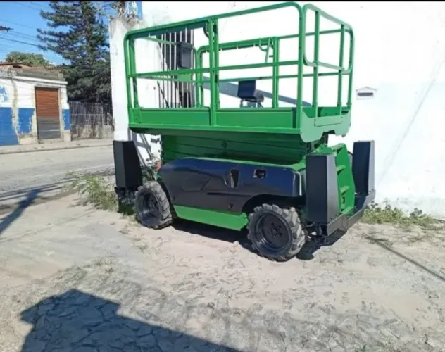 Plataforma elevatoria 4×4 2013