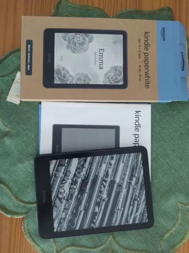 KIndle Paper White