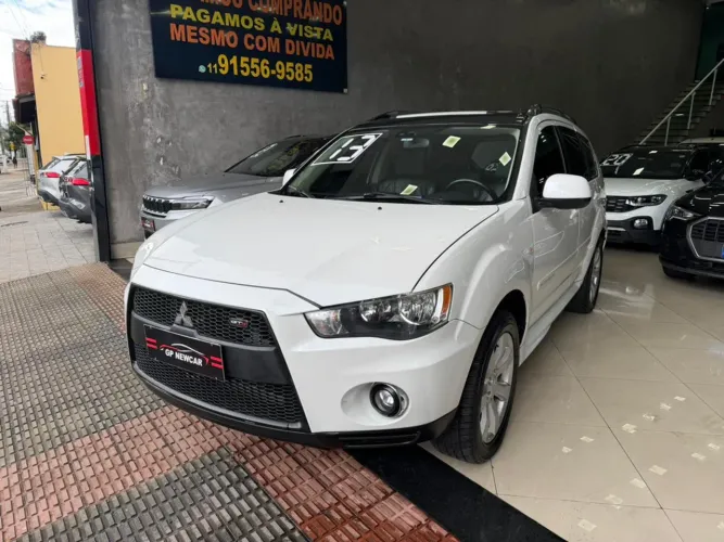 Mitsubishi Outlander 3.0/ GT 3.0 V6 Aut. 2013
