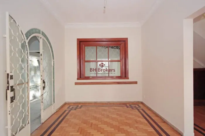 CASA COMERCIAL 4 QUARTOS, 280m², CRUZEIRO