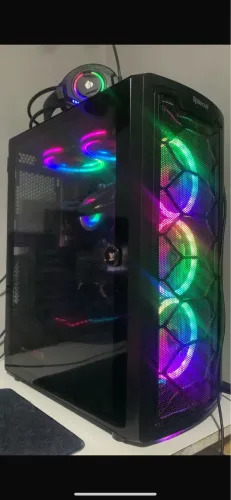 Estou vendendo um Pc gamer.