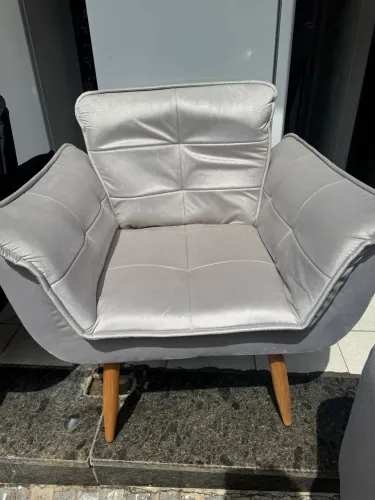 Poltrona nova entrego