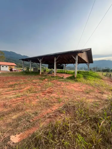 GALPÃO À VENDA - 320 m² | TERRENO 1.200 m² | TRÊS RIACHOS - SC