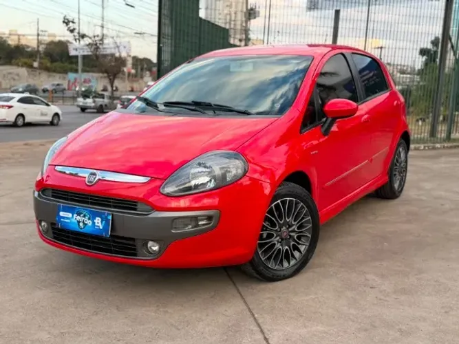 Fiat Punto Sporting Dualogic 1.8 Flex 16V 5P 2013