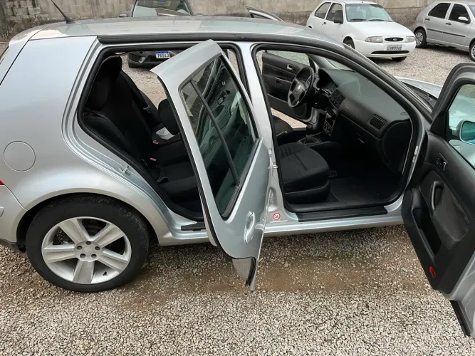 Volkswagen Golf 2.0/ 2.0 MI Flex Aut/tiptronic. 2002