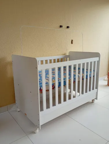 Berço com colchão