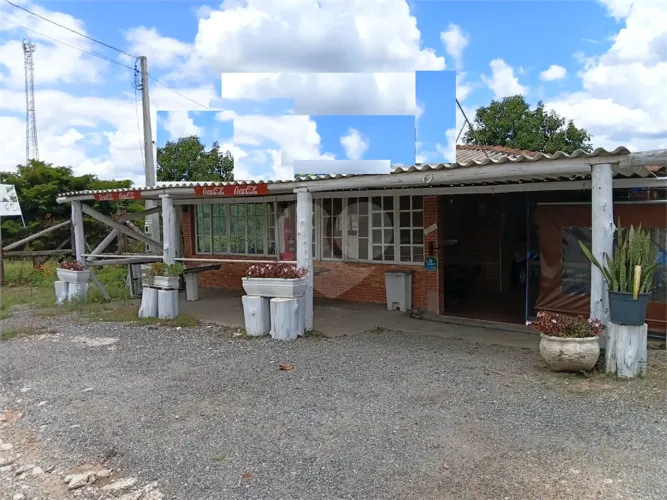 Salão para alugar no Centro (canguera), São Roque - SP