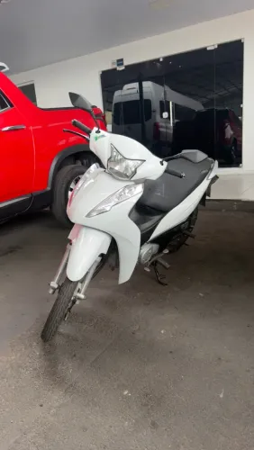 Honda Biz 110i 2023