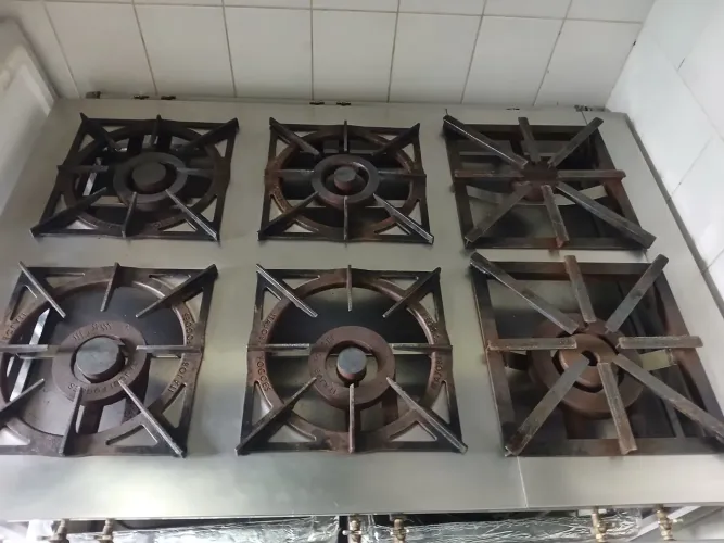 Fogão Industrial todo em Inox boca 40x40.