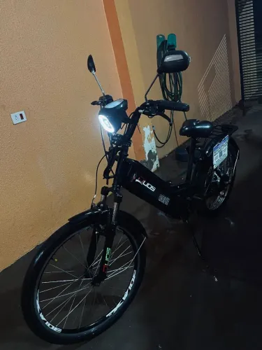Vendo bike elétrica ?