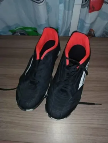 Chuteira Penalty Futsal