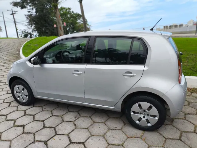 Volkswagen Up! Move 1.0 Total Flex 12V 5P 2015