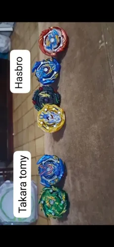 Coleção beyblade burst
