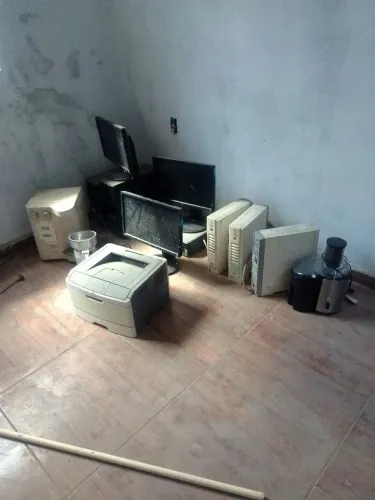 Sucata de elétricos e eletrônicos 