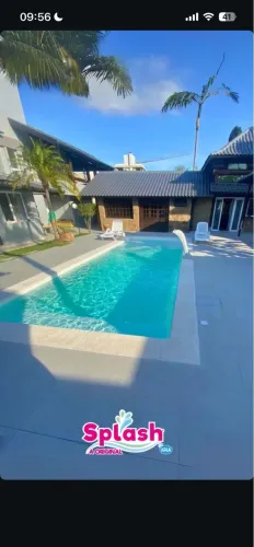 PISCINA TRADICIONAL IGUI SPLASH