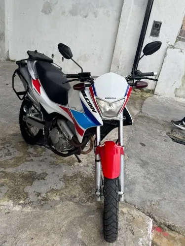 Vendo Falcon 400i