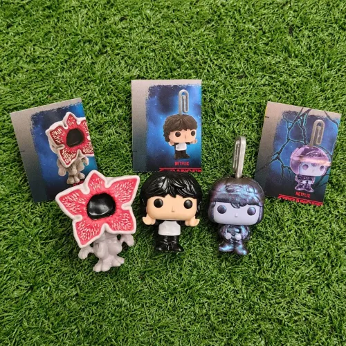 Dustin Clips, Mike Clips, Demogorgon Kinder Joy Stranger Things