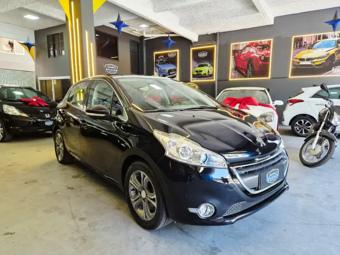 Peugeot 208 Griffe 1.6 Flex 16V 5P Mec. 2014