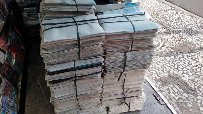 JORNAL HIGIÊNICO PARA PETs