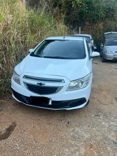 Chevrolet Onix Hatch LT 1.0 8V Flex Power Mec. 4P 2014