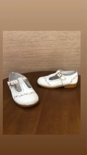 Sapato infantil número 23 Pampili