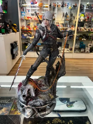 Estátua Ciri The Witcher 3 - Action Figure Colecionável
