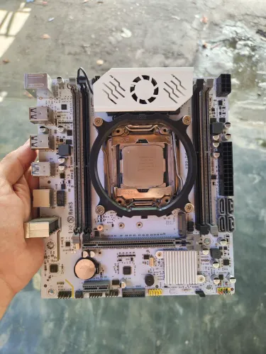 Kit Xeon 2667 v4 pra sair logo