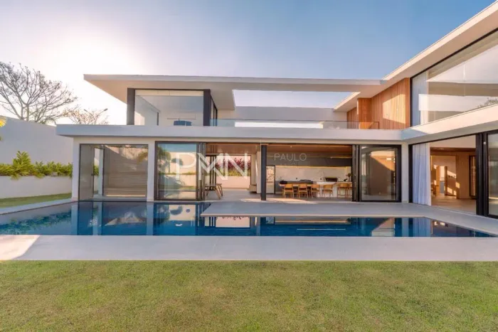 Sobrado à venda em Jaguariúna, Residencial Haras Patente, com 5 quartos, com 990 m², Haras