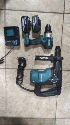 Parafusadeira DHP486 + Martelete HR3012 + 3 Baterias 18v + Carregador Makita