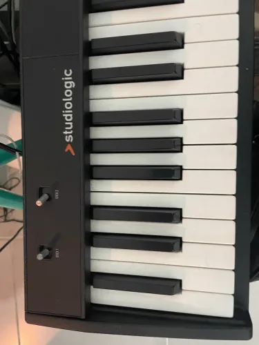 Studiologic Numa Compact 2