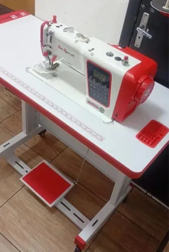 Máquina Reta Sun Special eletrônica