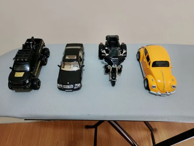 MINIATURAS COLECIONAVEIS 1.24 23CM FUNDIDAS EM METAL PESADO SOM LUZ SUSPENSÃO SÃO PAULO