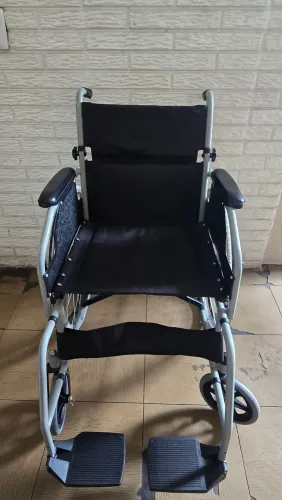 Cadeira de rodas dellamed ESTADO DE NOVO