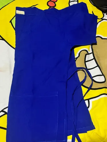 Blusa Azul Royal de privativo