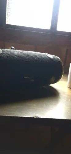 Caixa jbl streme 2 