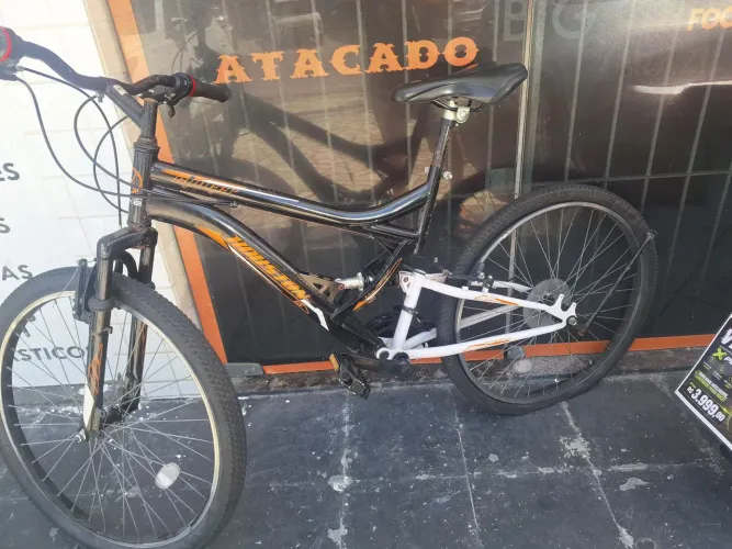 Bicicleta R$ 700.00