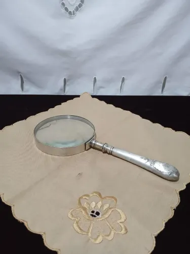 Antiga Lente De Aumento Metal Banho De Prata Art Nouveau