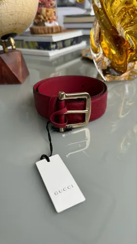 Cinto Gucci Vermelho Micro GG