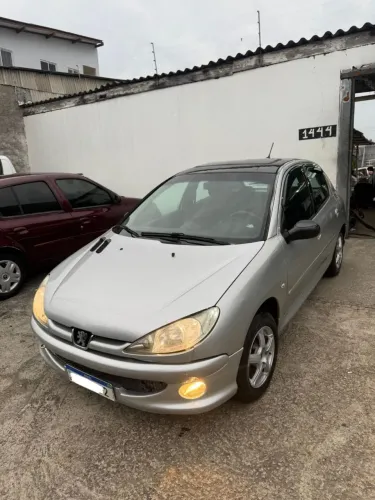 Peugeot 206 Moonlight 1.4 Flex 8V 5P 2008