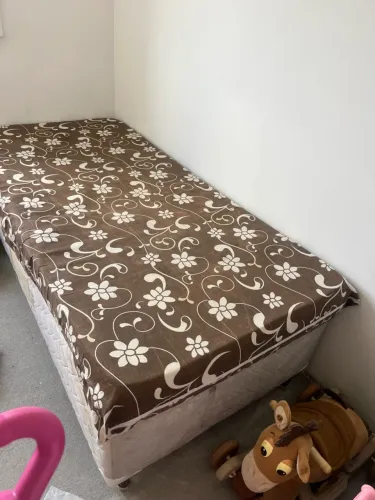 vendo cama box solteiro