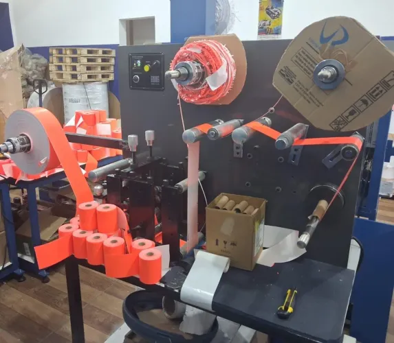 Troqueladora Maqflex 160mm, ano 2024, corte duplo, refile.