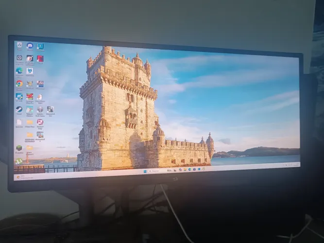 Monitor LG 25 POLEGADAS Ultrawide 75hz | MBR 1ms | Estabilizador de preto