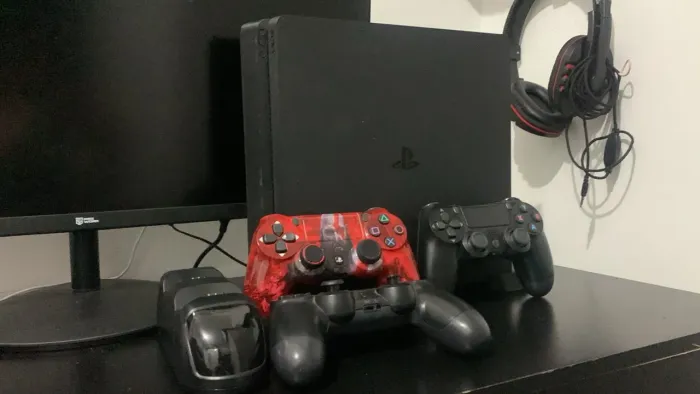 Ps4 slim