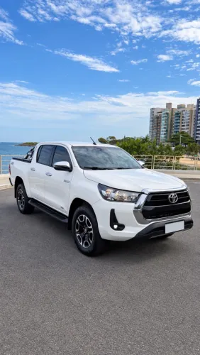 Toyota Hilux CD SRV 4X4 2.8 TDI Diesel Aut. 2022