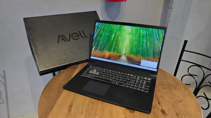 Notebook Avell - Core i7, 32GB e RTX 3060 6GB