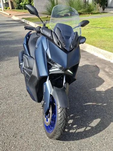 YAMAHA XMAX ÚNICO DONO 2025