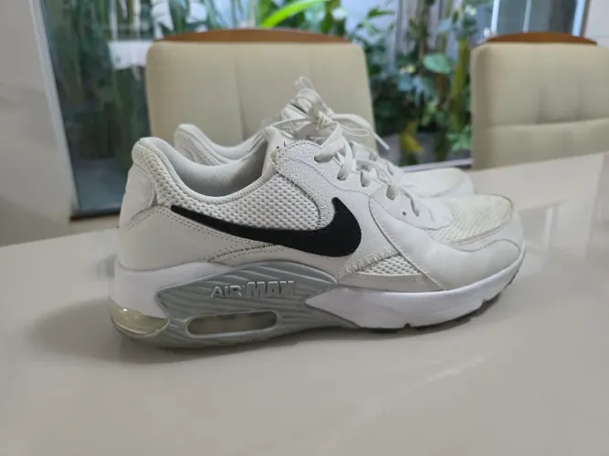 Tênis Nike Air Max Excee Masculino - Branco - 42<br>Tamanho 42<br>Usado poucas vezes<br>Original
