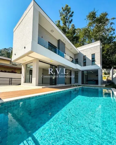 Imóvel de Alto padrão no Condomínio Quintas da Boa Vista: Casa com 3 suítes e 280 m² em At