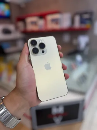 iPhone 14 Pro todo original em promoção