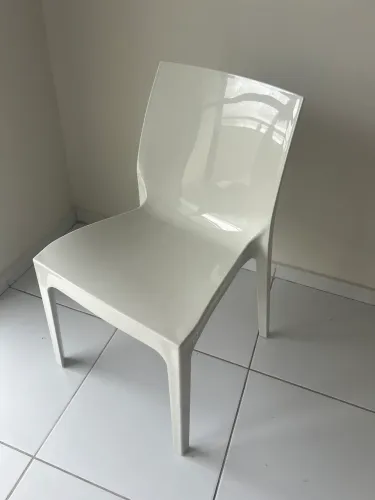 Vendo cadeira Tramontina Alice
